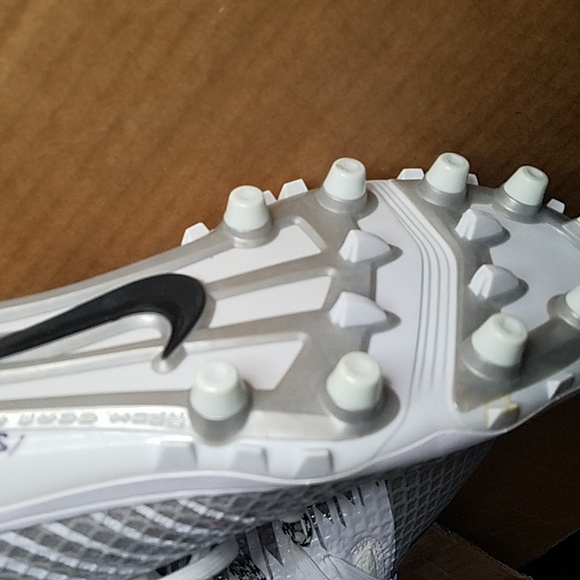 Nike Force Lunarbeast Elite TD Football Cleats Size 14.5 White/Silver 779422-100 - Picture 7 of 12